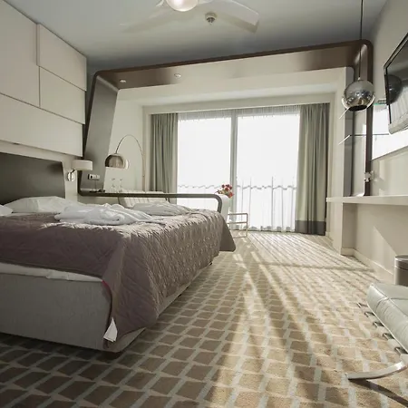 Marine Apartment